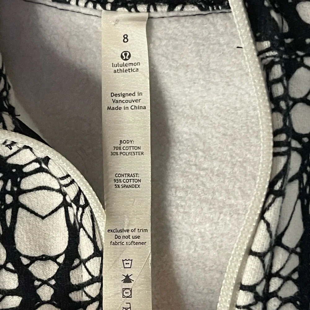 Lululemon Scuba Hoodie Full Zip White Black Glacier Lace Size 8 EUC limited edt - Picture 9 of 10